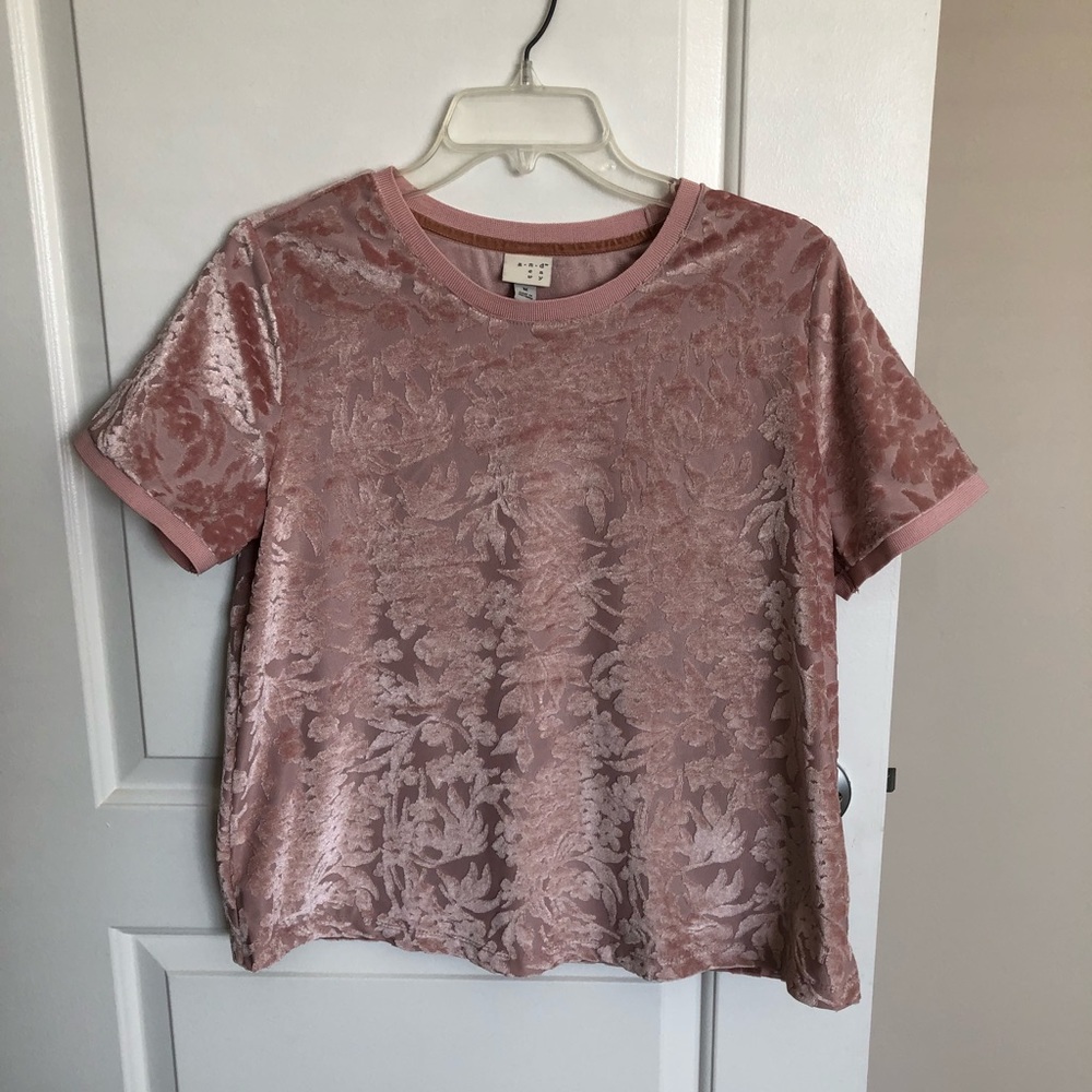 Pink floral shirt Sz- M